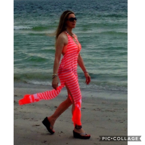 Meet your Posher, Julia - Picture 2 of 2